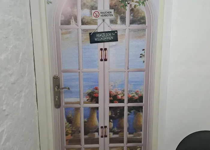 Daire Mohr - Gemuetlichkeit Im Souterrain Wiesenburg